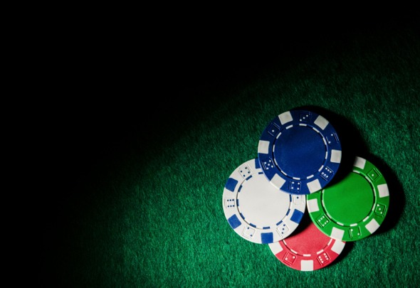 Jogo short stack em torneios de poker